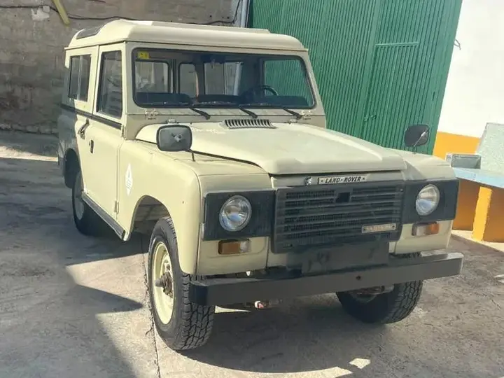 Land Rover 88