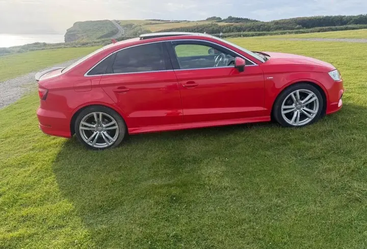 Audi A3 2014 photo 2