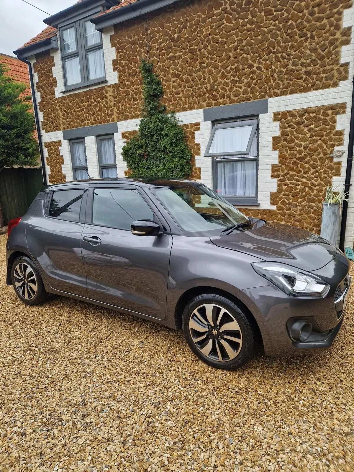 Suzuki Swift 2019 photo 2