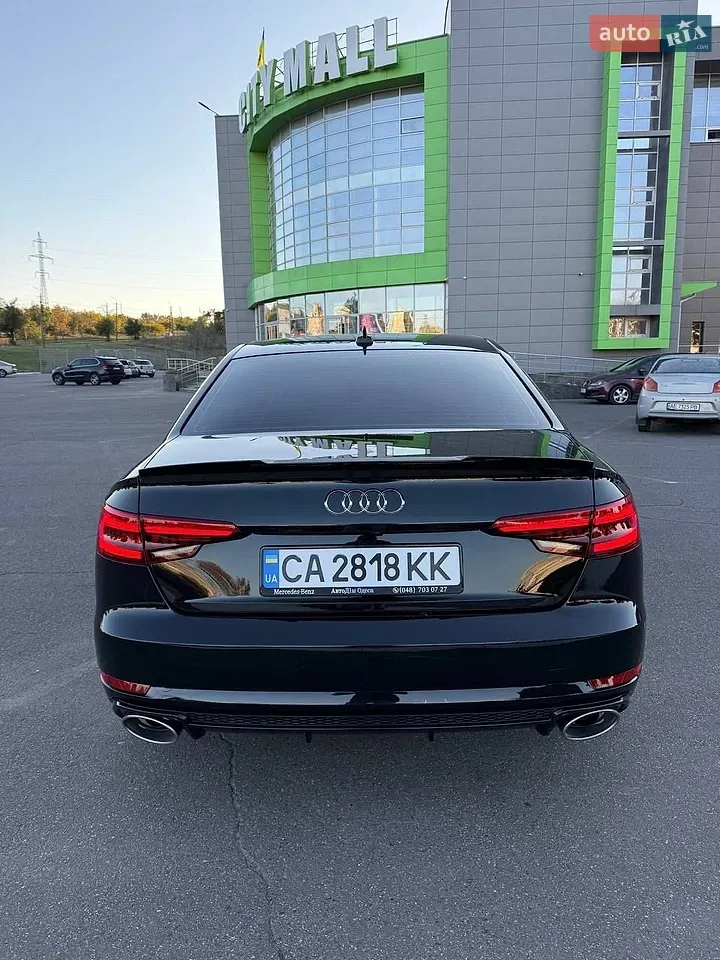 Audi A4 2016 photo 5