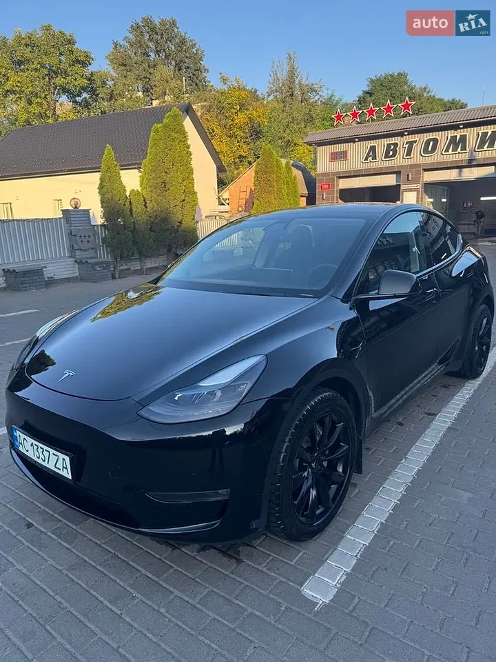 Tesla Model Y 2021 photo 3