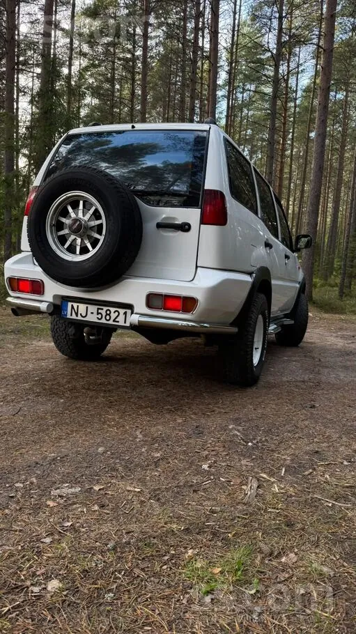 Nissan Terrano Ii 1993 photo 4