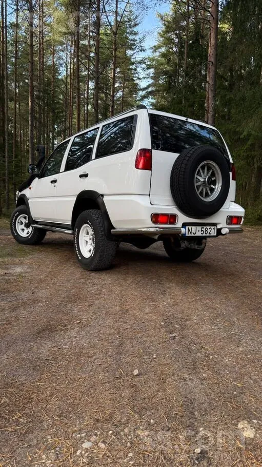Nissan Terrano Ii 1993 photo 3