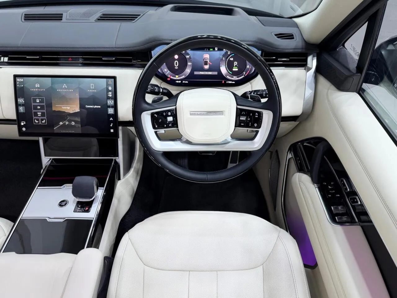 Land Rover Range Rover 2024 photo 4