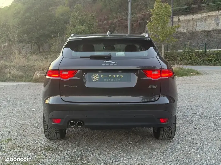 Jaguar F-Pace 2018 photo 4