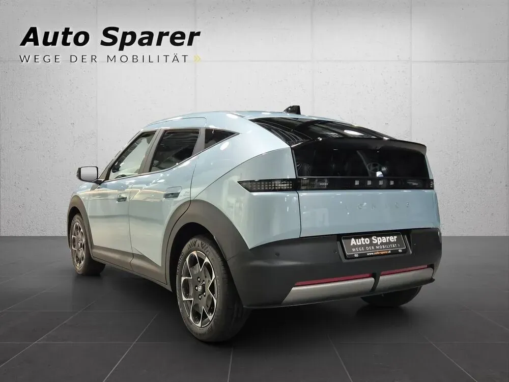 Hyundai Ioniq 3 photo 3