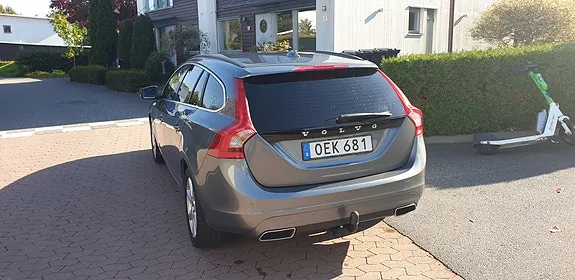 Volvo V60 2017 photo 2