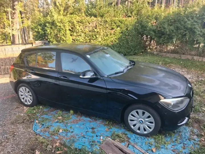 BMW 1 Series 2012 photo 2