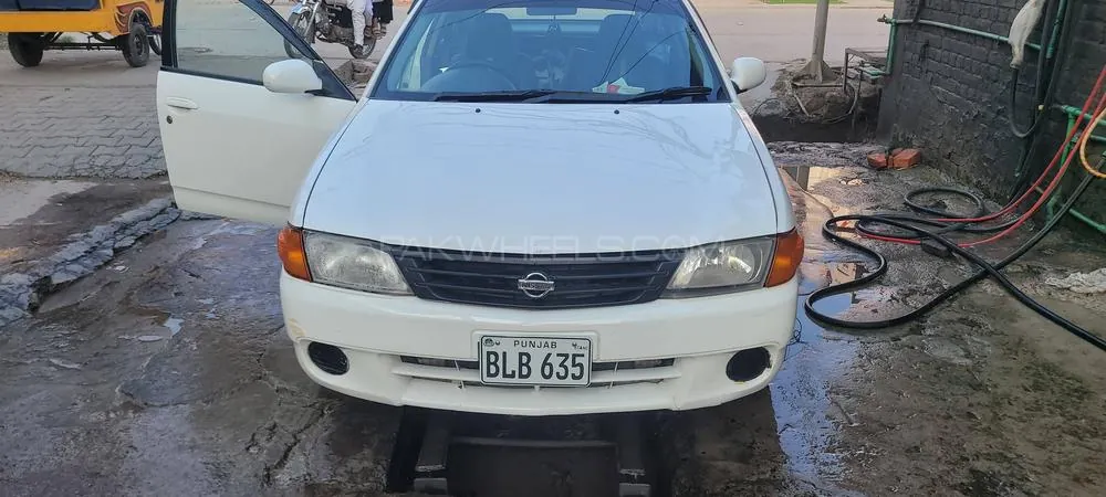 Nissan Ad Van