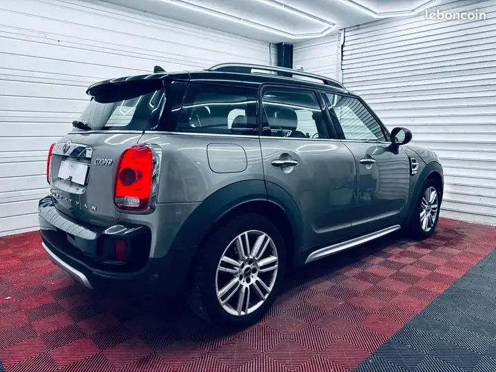 Mini Countryman 2018 photo 2