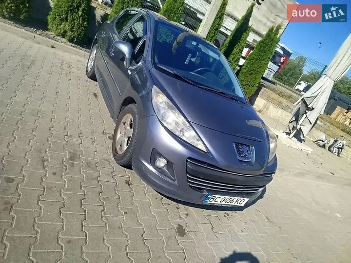 Peugeot 207 2010 photo 4