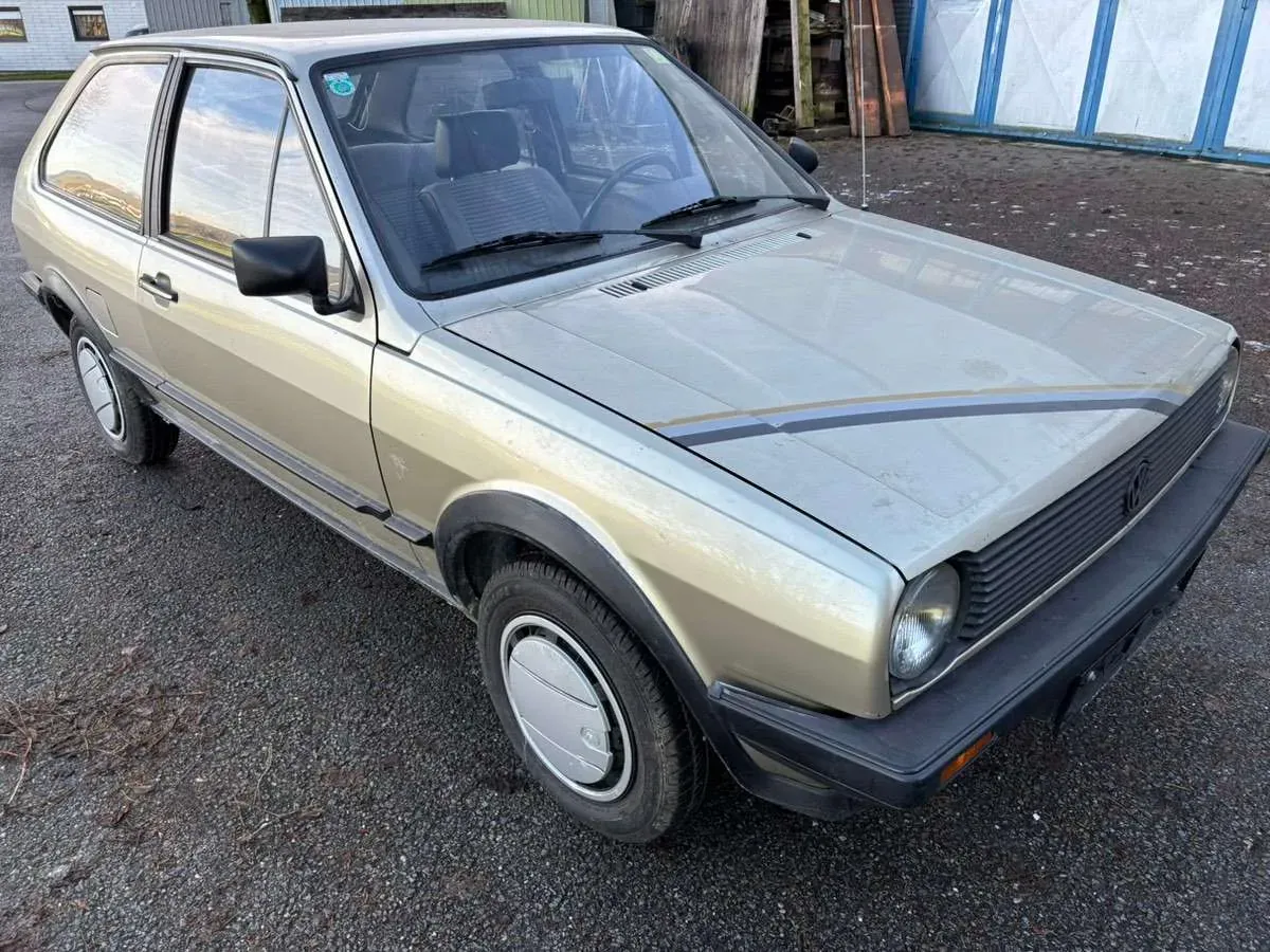 Volkswagen Polo 1986 photo 3