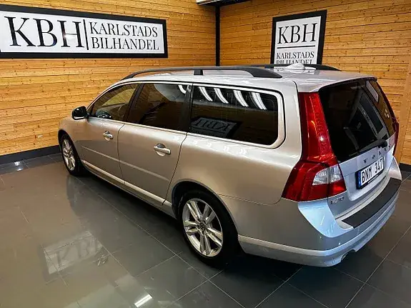 Volvo V70 2013 photo 4