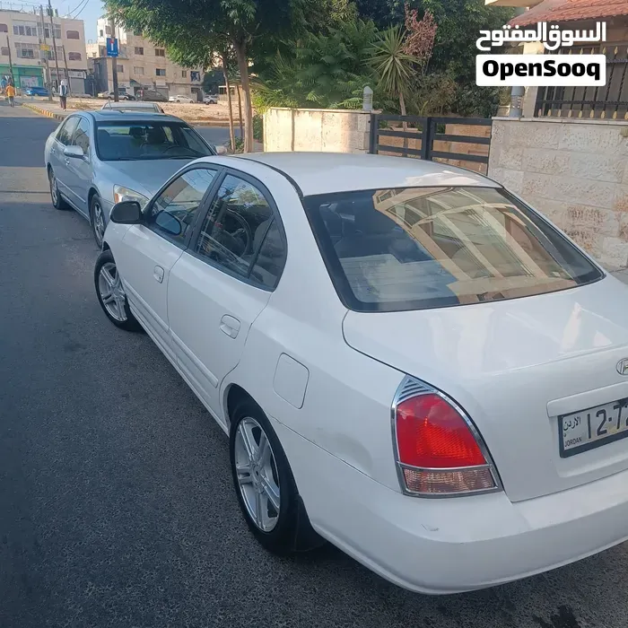 Hyundai Avante 2002 photo 2