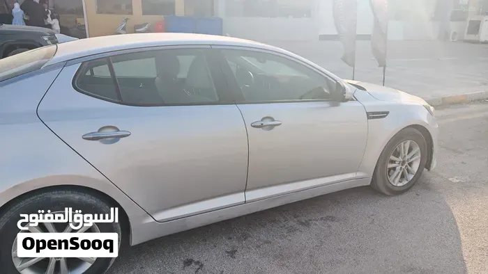Kia Optima 2013 photo 2