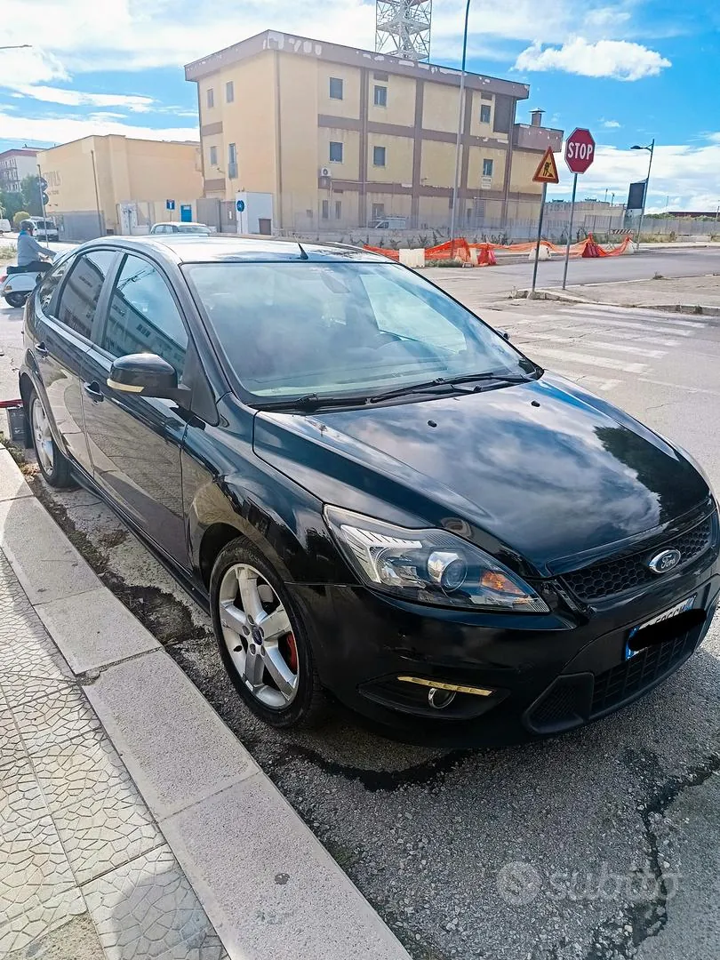 Ford Focus 2008 photo 2