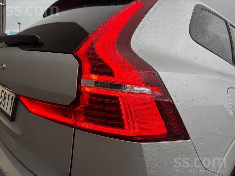 Volvo Xc 60 2018 photo 3