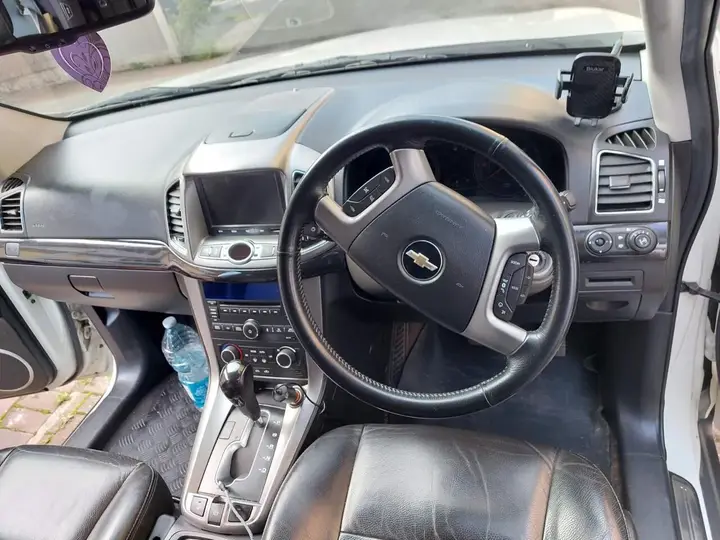 Chevrolet Captiva 2012 photo 2
