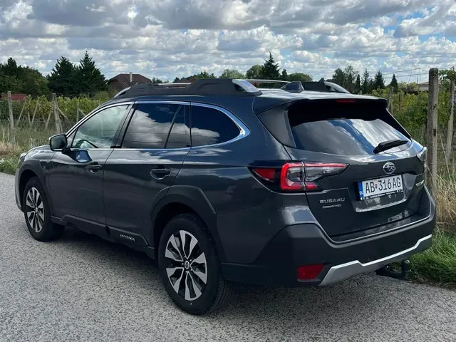Subaru Outback 2025 photo 4