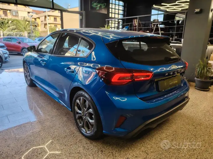 Ford Focus 2022 photo 5