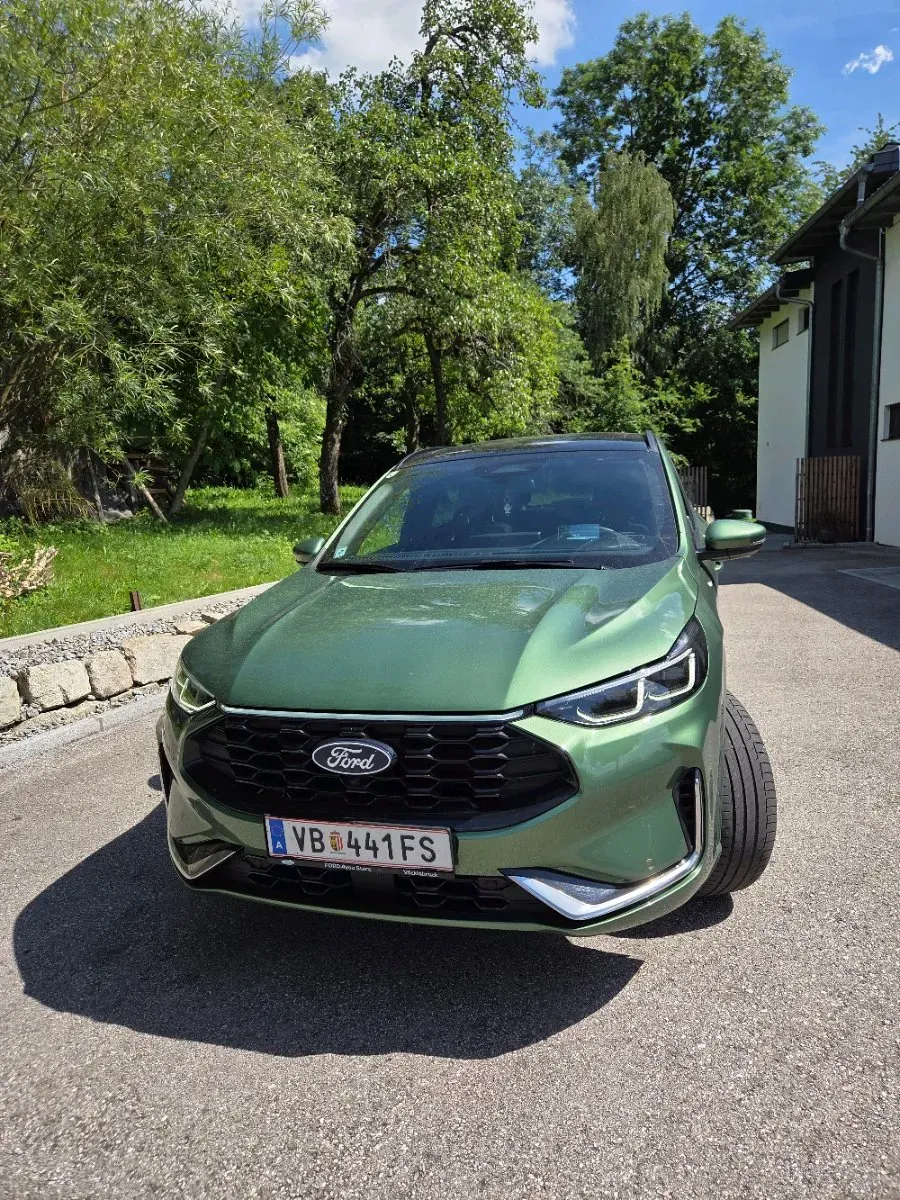 Ford Kuga 2025 photo 2