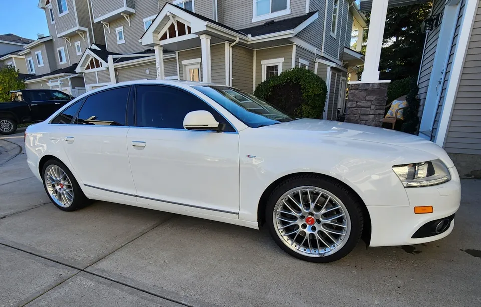 Audi A6 2010 photo 3