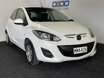 Mazda Demio 2014 photo 2
