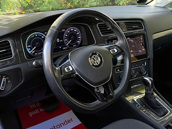 Volkswagen E-Golf 2018 photo 5