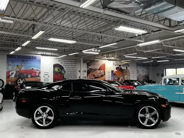 Chevrolet Camaro 2011 photo 3