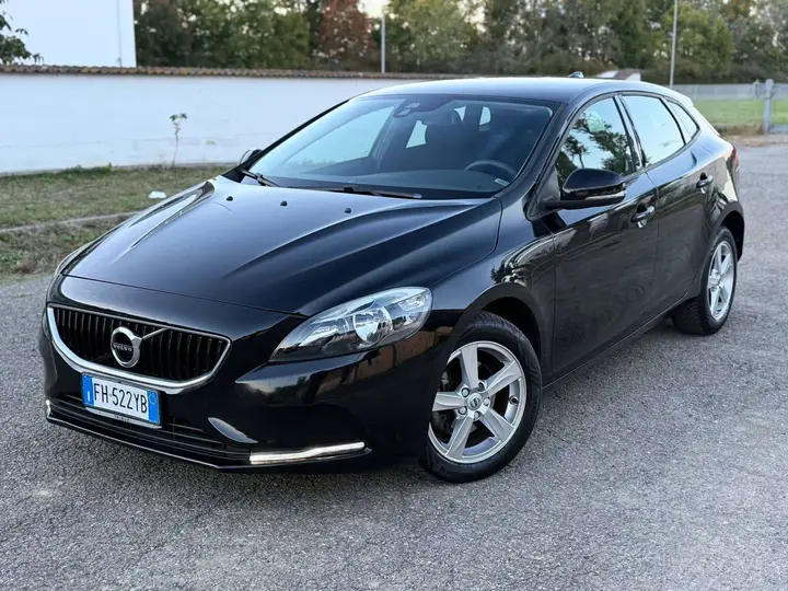 Volvo V40 2017 photo 5