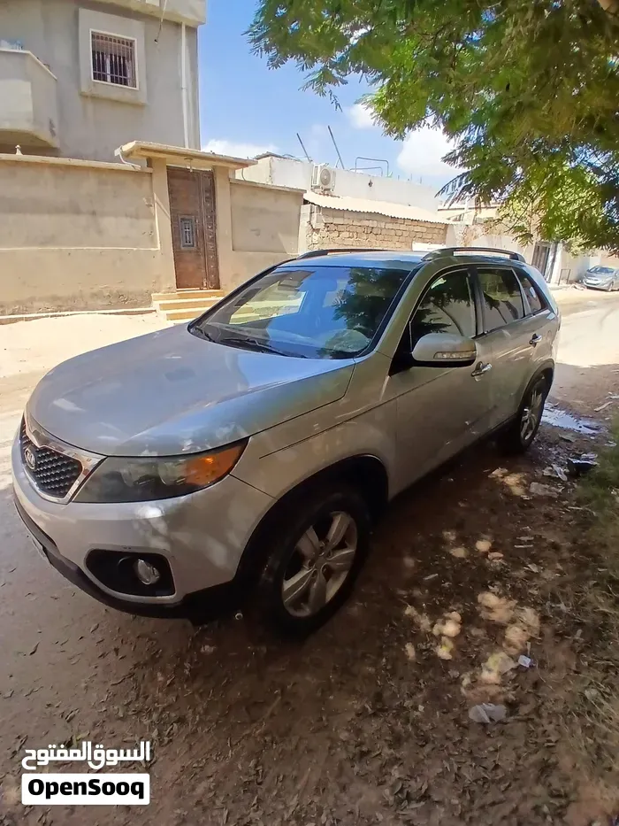 Kia Sorento 2012 photo 4