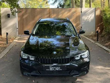 BMW Série 3 2021 photo 2
