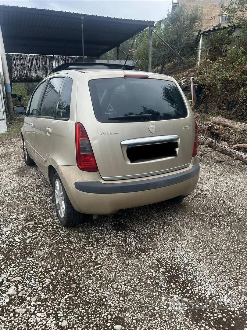 Lancia Musa 2005 photo 3