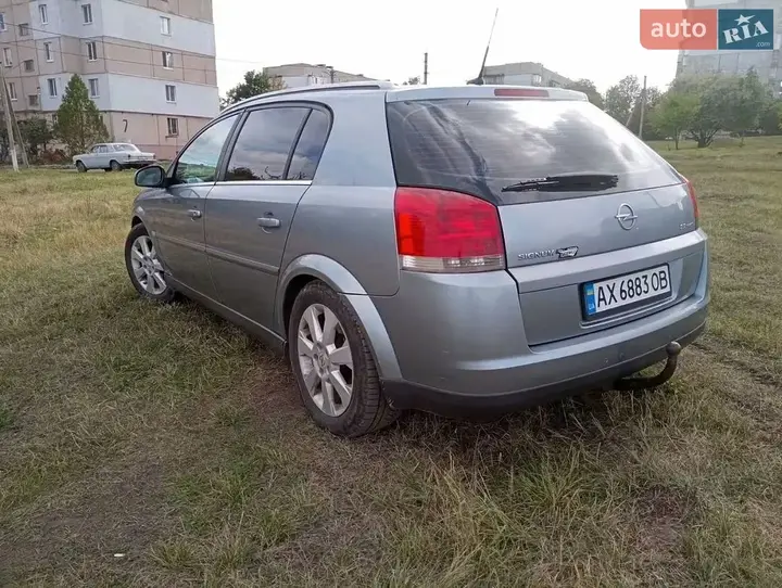 Opel Signum 2003 photo 2