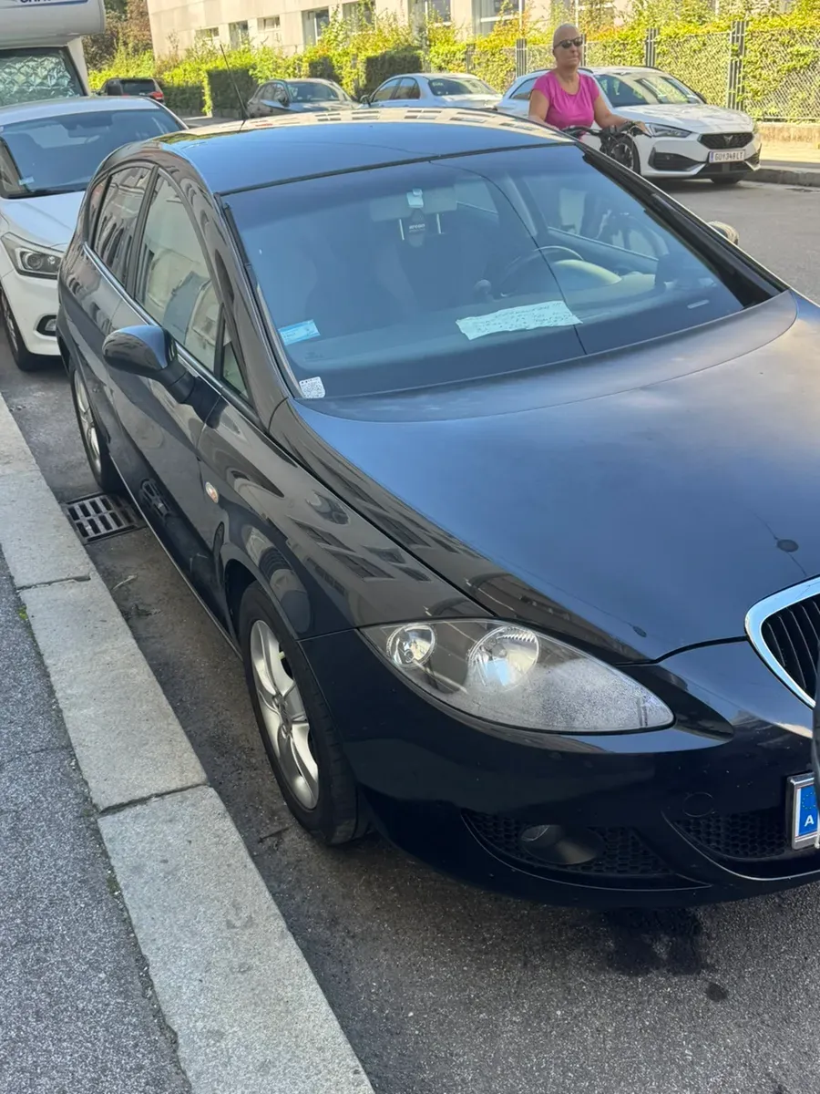 Seat Leon 2009 photo 3