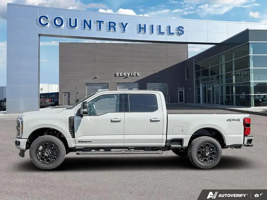 Ford F-350 Super Duty 2026 photo 3