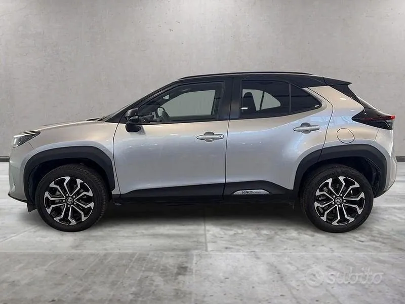 Toyota Yaris Cross 2022 photo 2