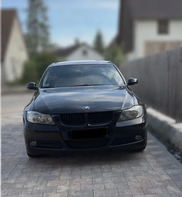 BMW 318I