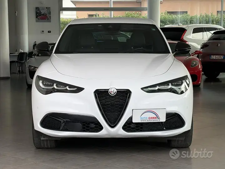 Alfa Romeo Stelvio 2023 photo 2