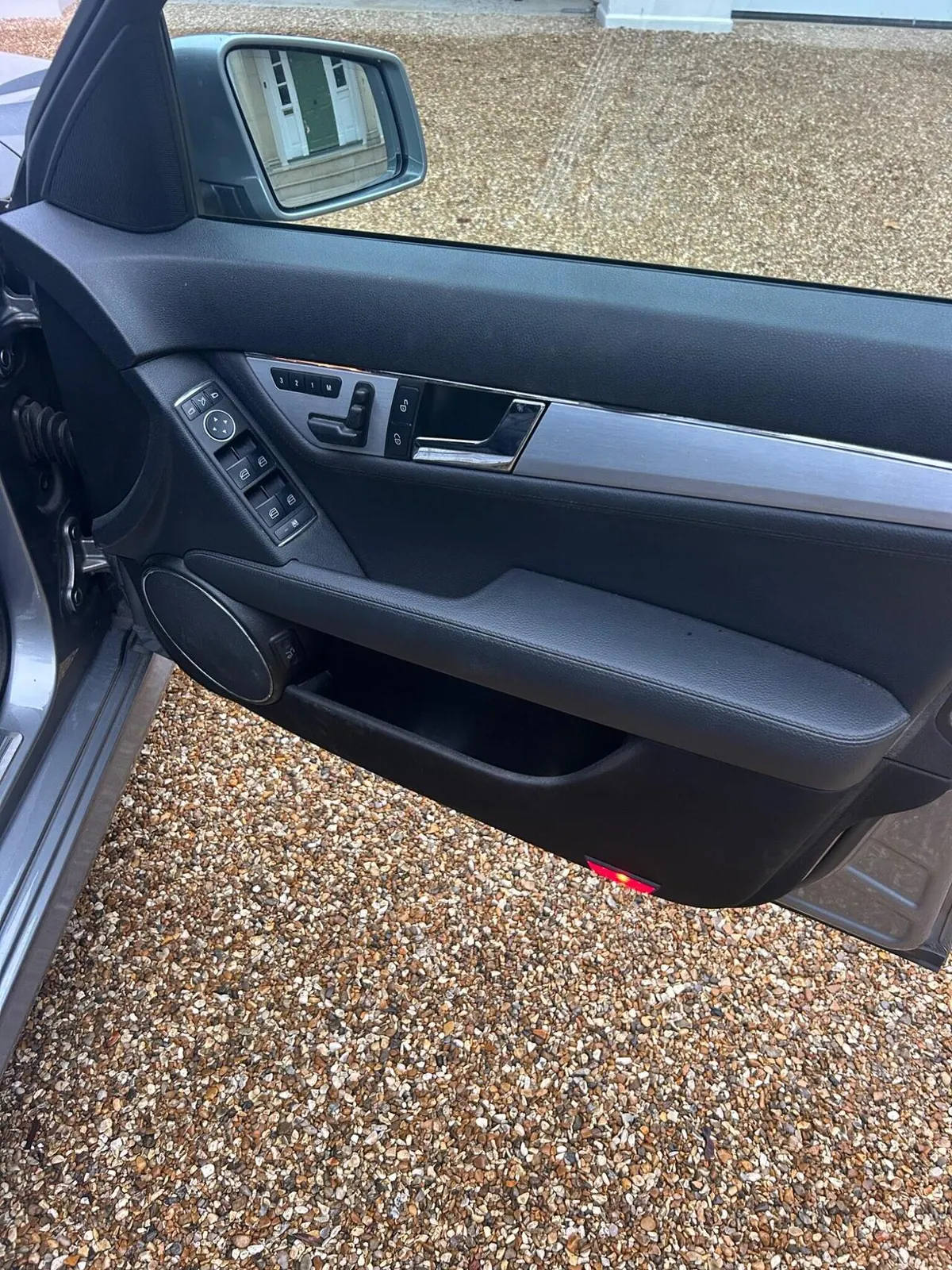 Mercedes-Benz C-Class 2011 photo 5