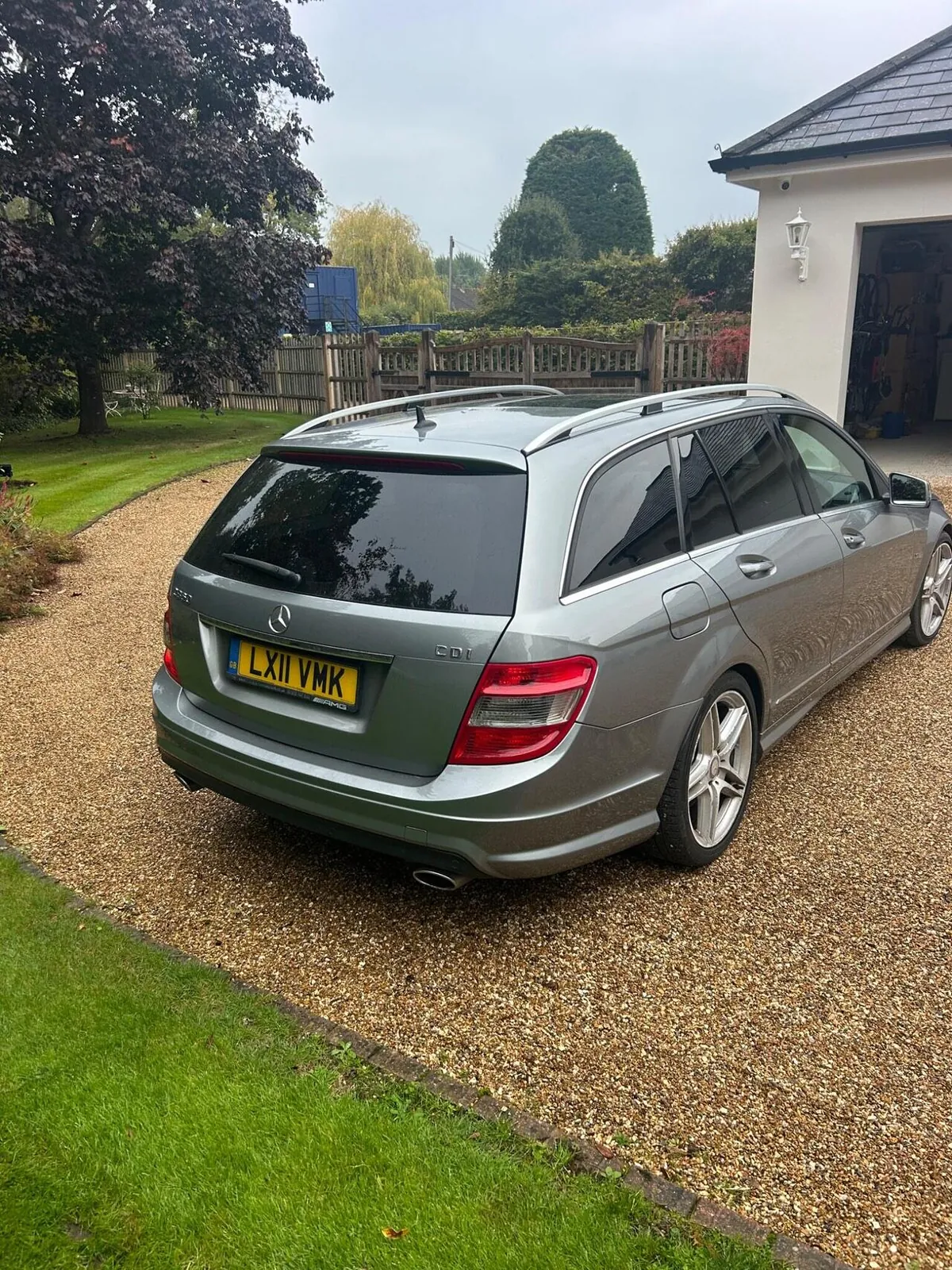 Mercedes-Benz C-Class 2011 photo 2