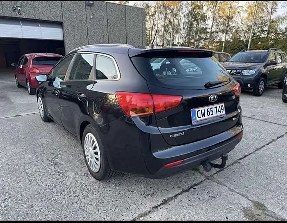 Kia Ceed 2013 photo 4