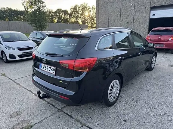 Kia Ceed 2013 photo 3