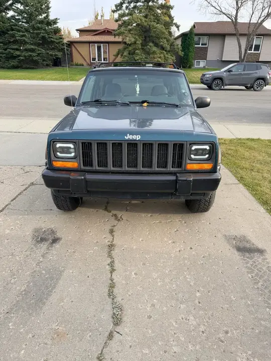 Jeep Cherokee