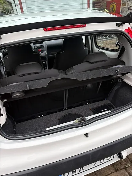 Peugeot 107 2010 photo 5