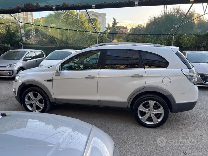 Chevrolet Captiva 2012 photo 4