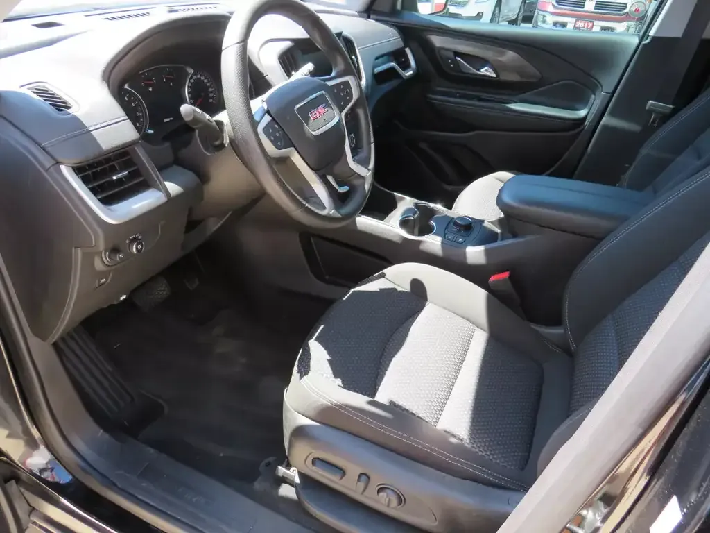 GMC Terrain 2024 photo 4