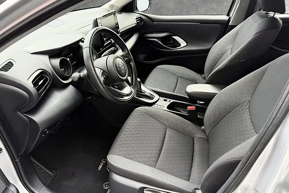Toyota Yaris 2022 photo 5