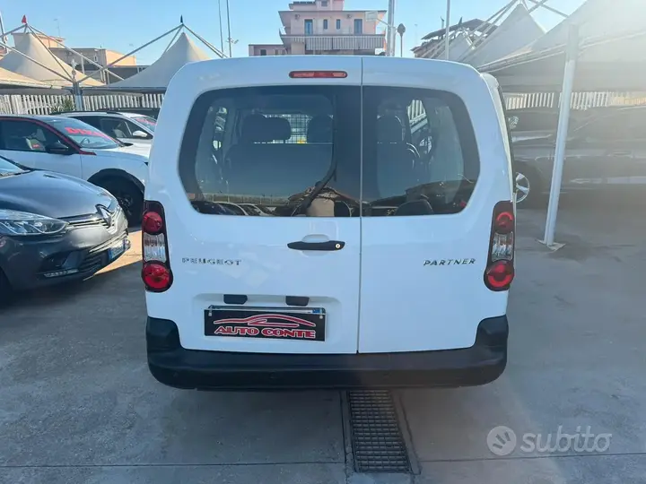 Peugeot Partner 2018 photo 5
