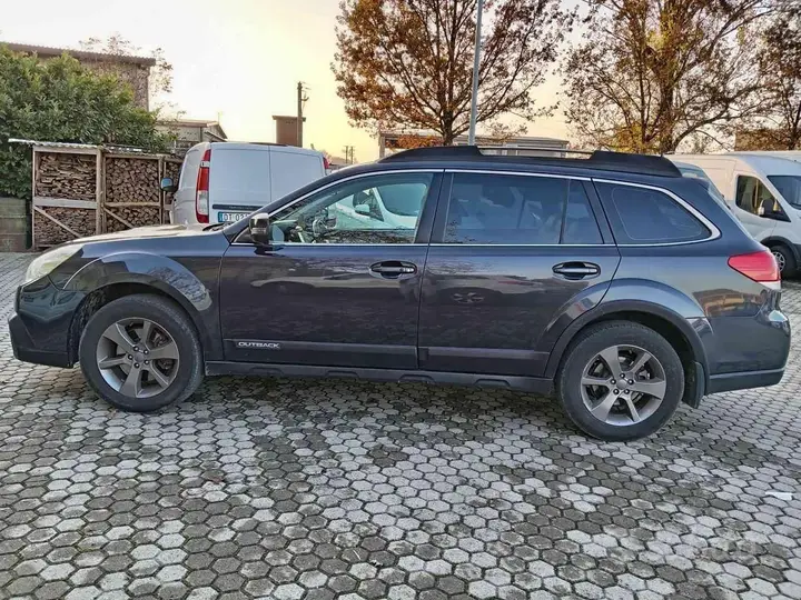 Subaru Outback 2014 photo 5